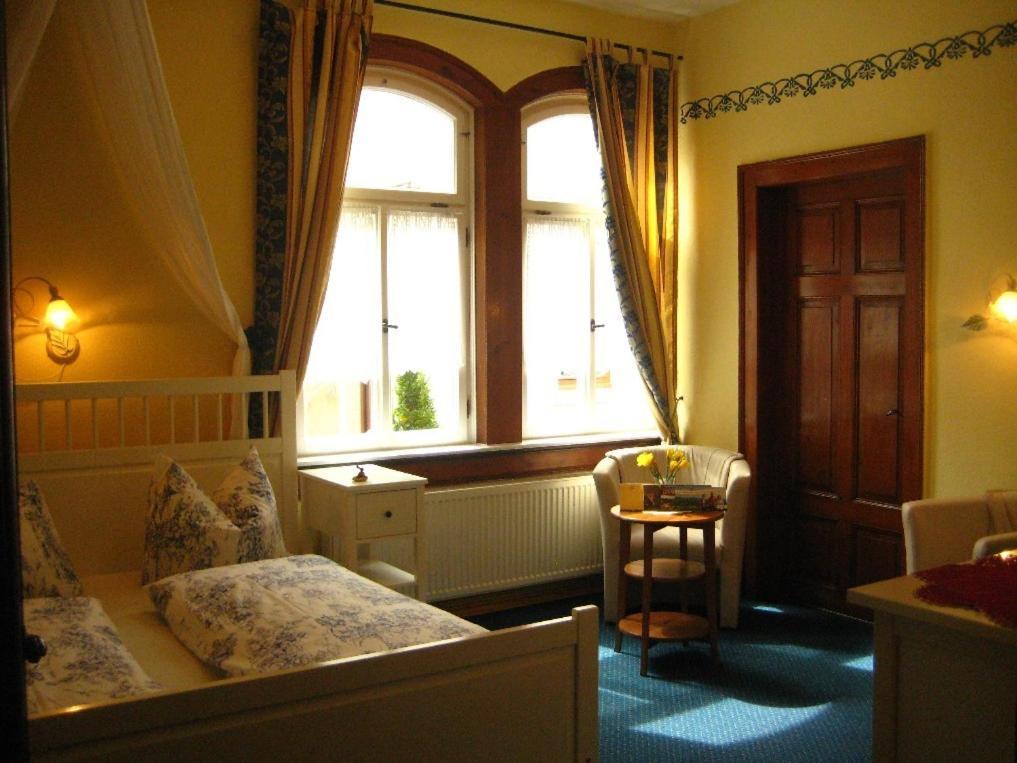Hotel Villa Rossek Bad Liebenstein Ruang foto