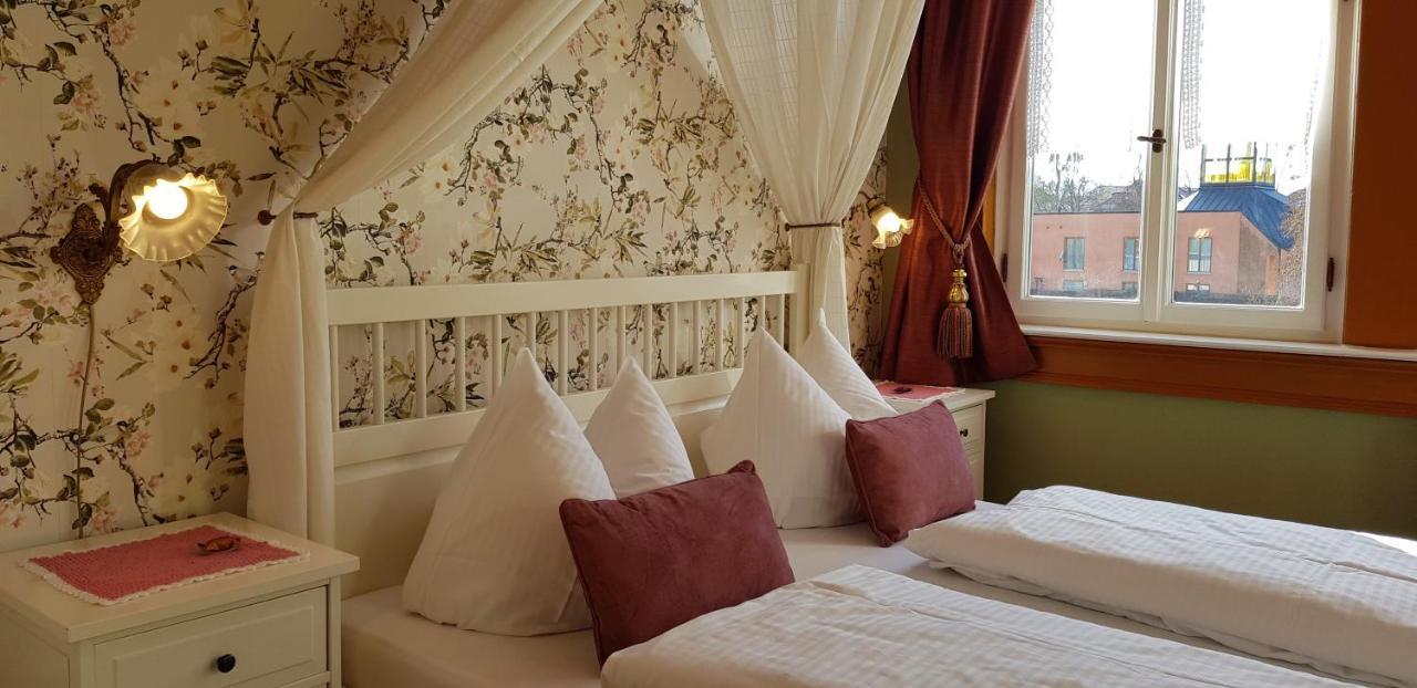 Hotel Villa Rossek Bad Liebenstein Bagian luar foto
